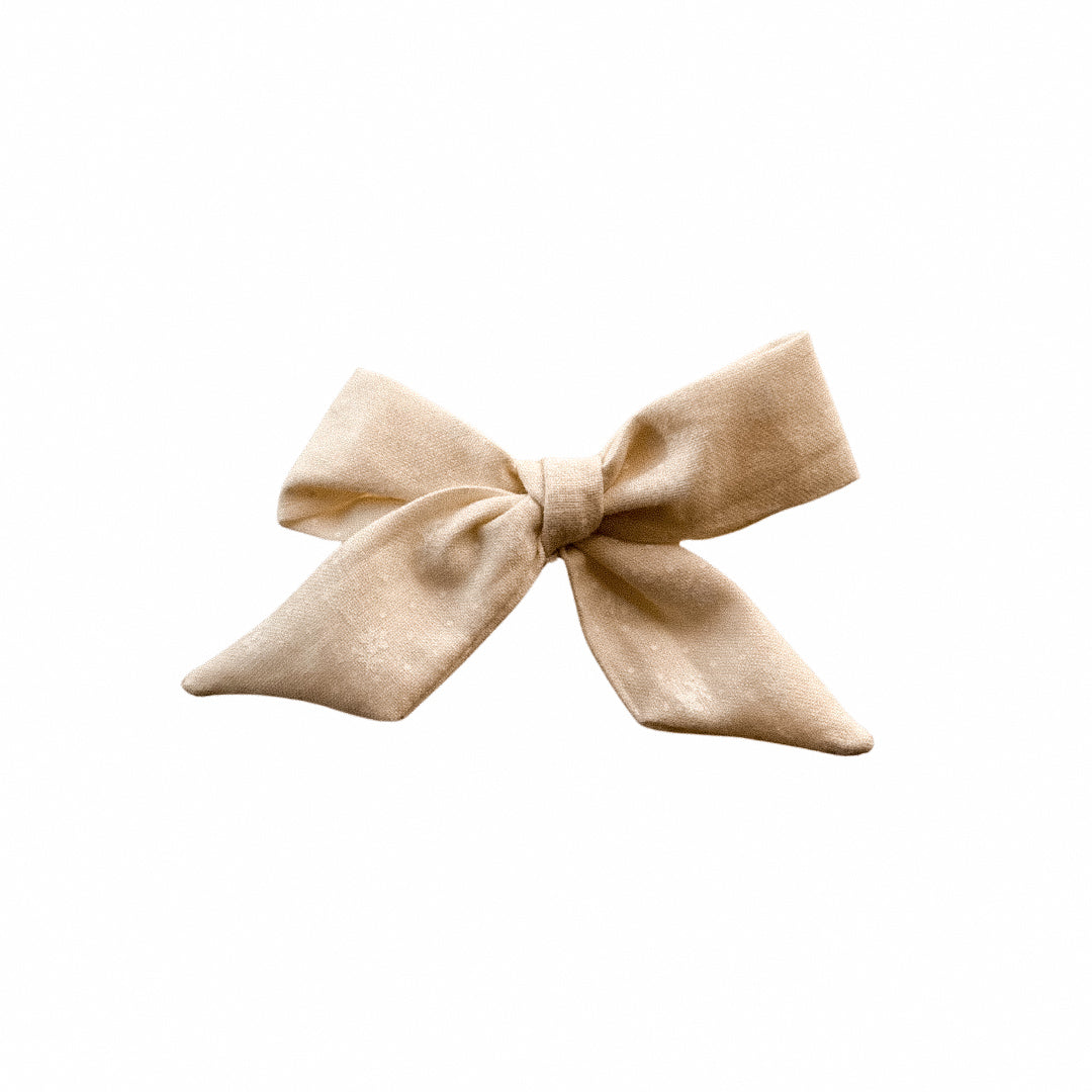 Dainty White Floral Sailor Hair Bow