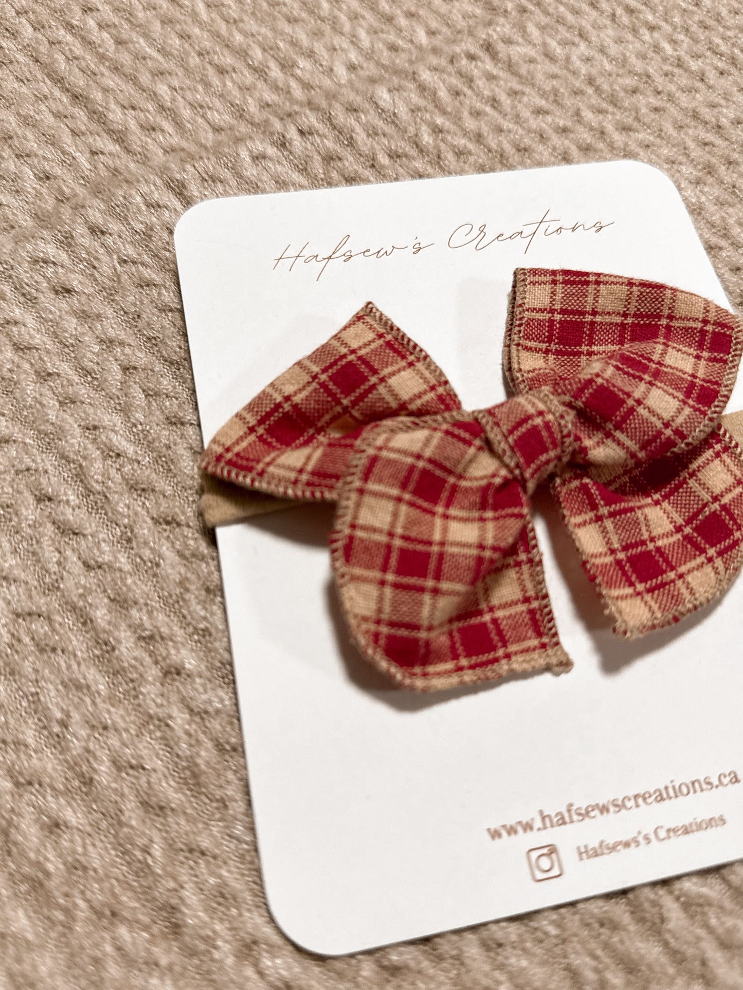 Red Plaid fable Bow