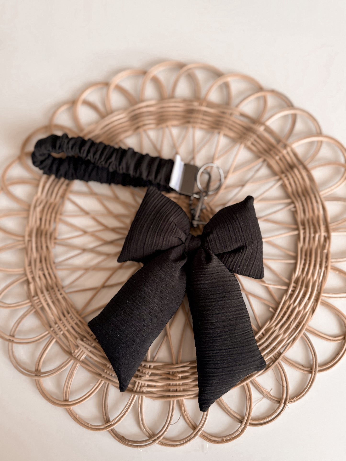 Scrunchie Wristlet puffy Bow Keychain