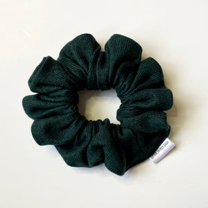 Sweater Knit Forest Green Scrucnhie