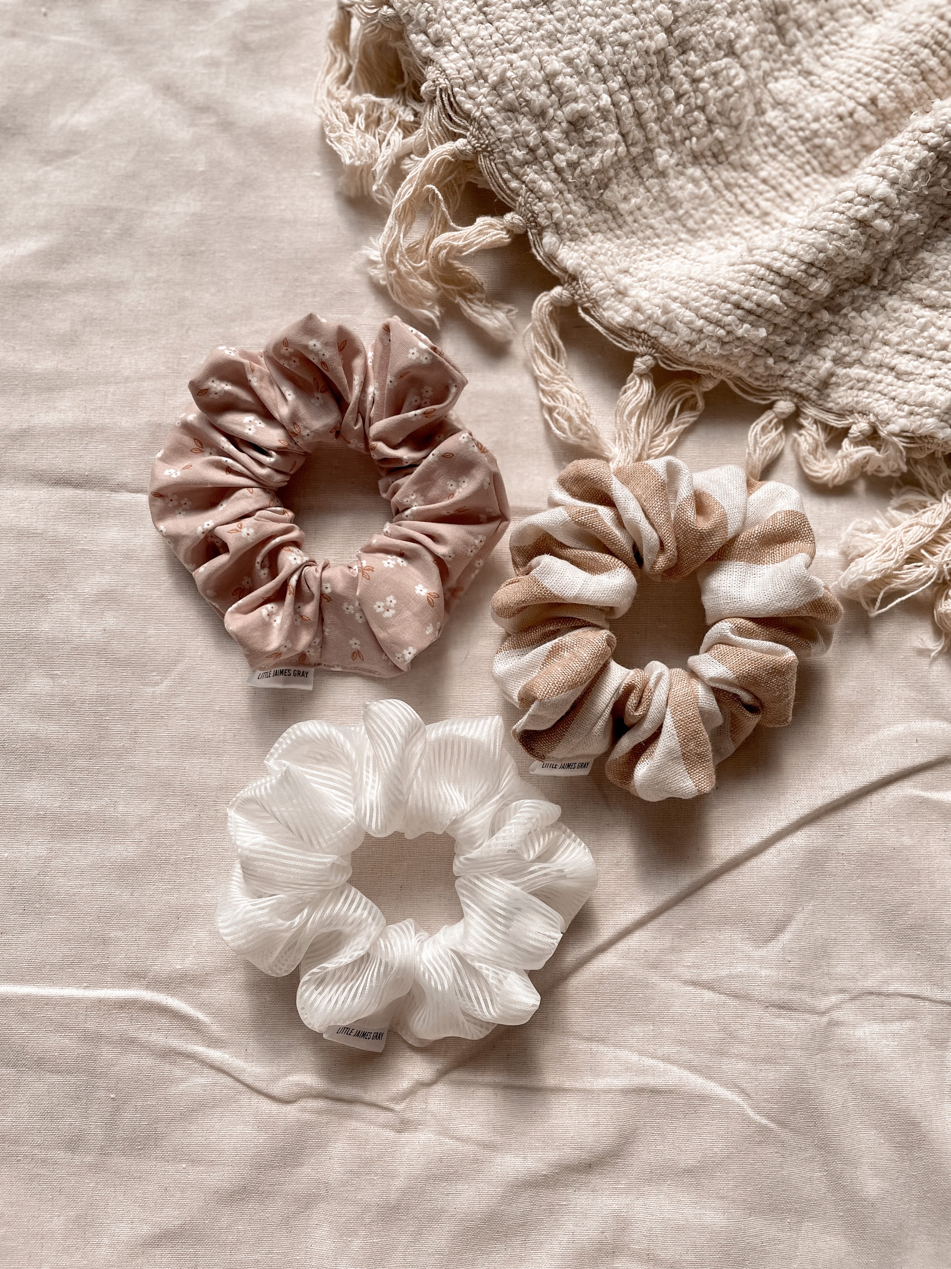 Summer scrunchies