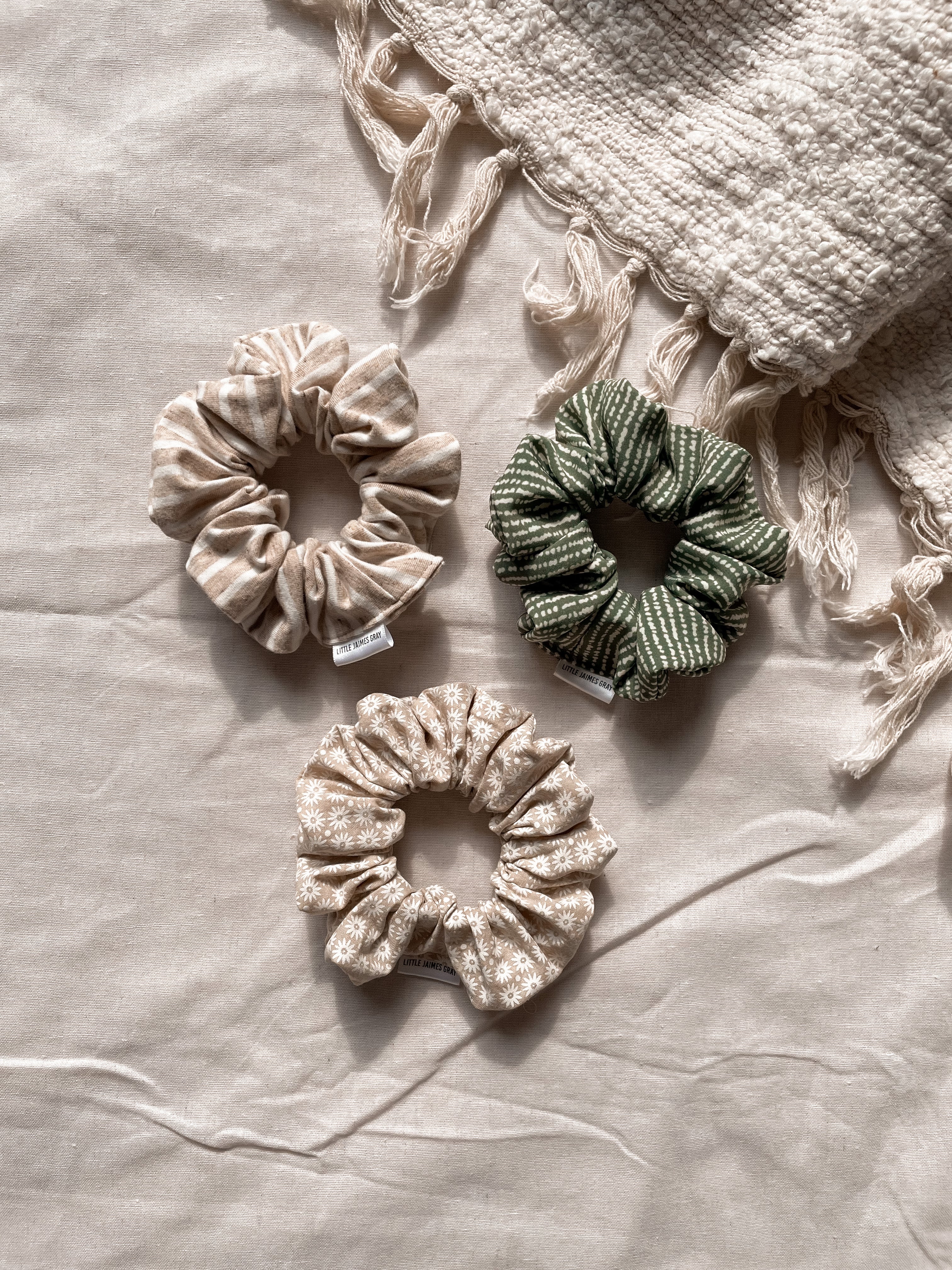 Summer scrunchies
