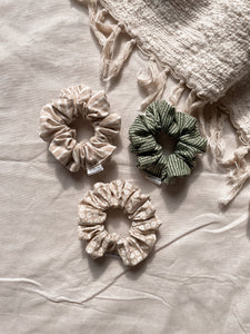 Summer scrunchies