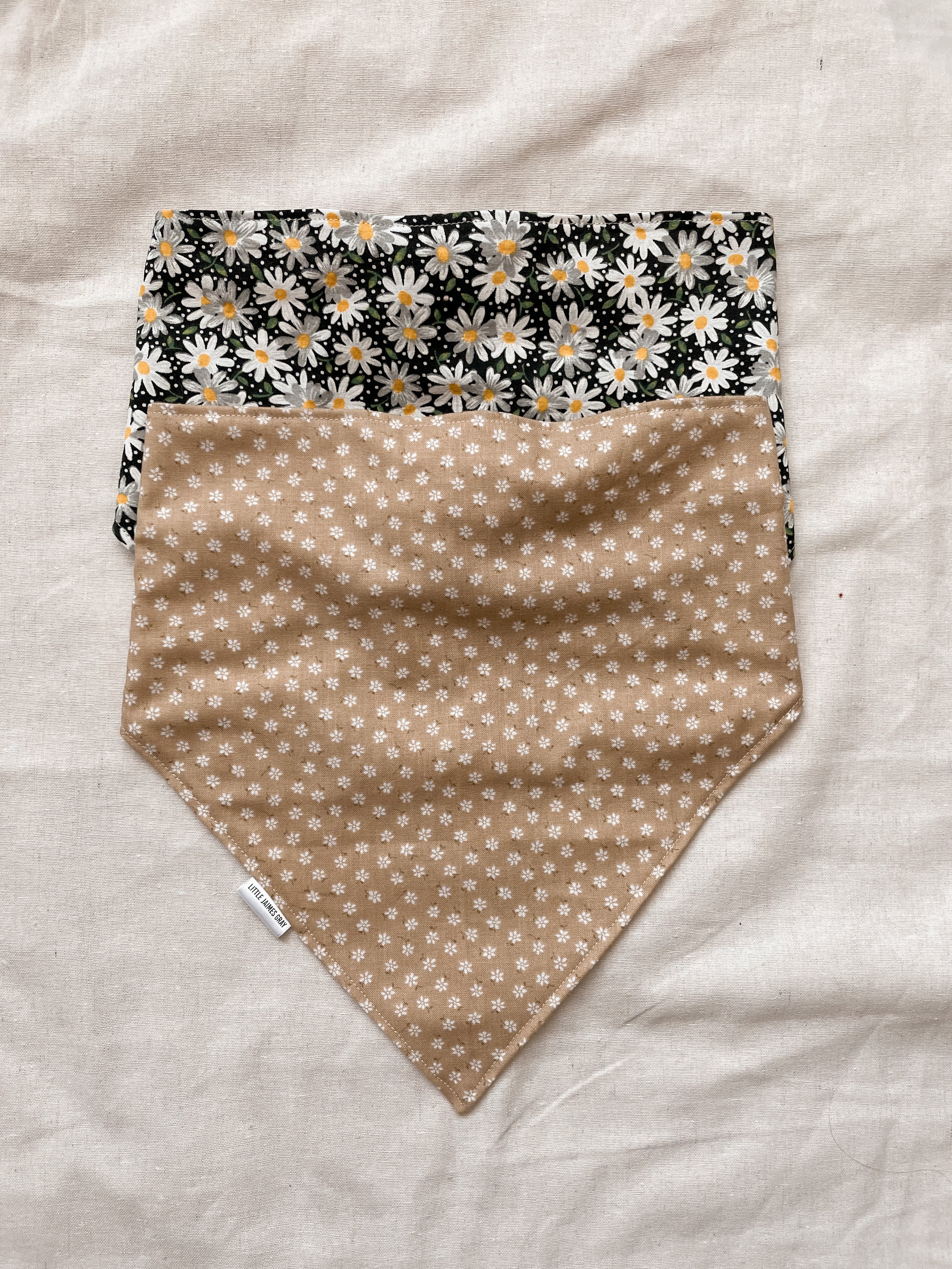 Triangle scrunchie hair bandana