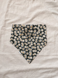 Triangle scrunchie hair bandana