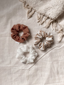 Summer scrunchies