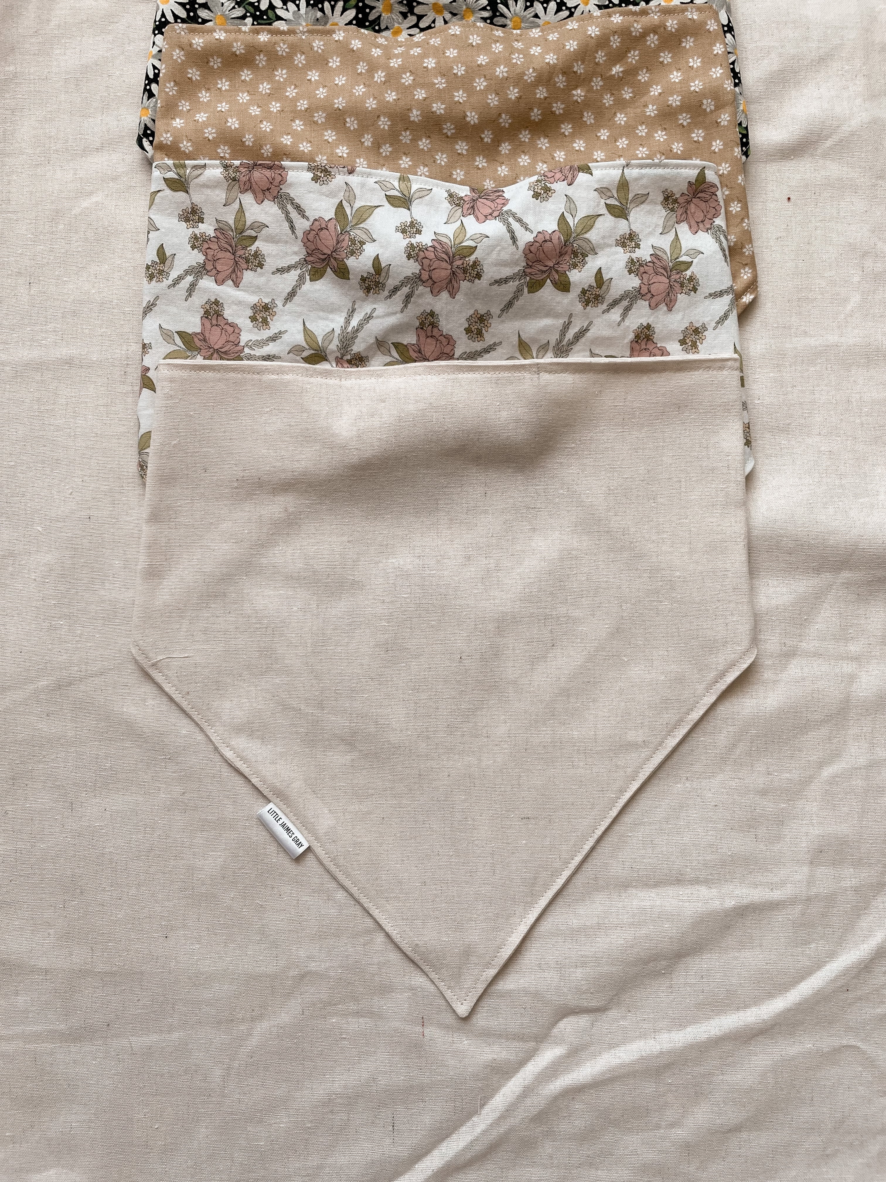 Triangle scrunchie hair bandana