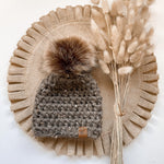Load image into Gallery viewer, Chunky Crochet Toque
