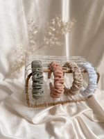 Load image into Gallery viewer, Pastel scrunchy hard headband
