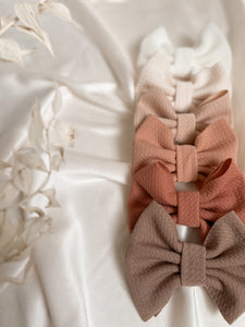 Neutral big bow